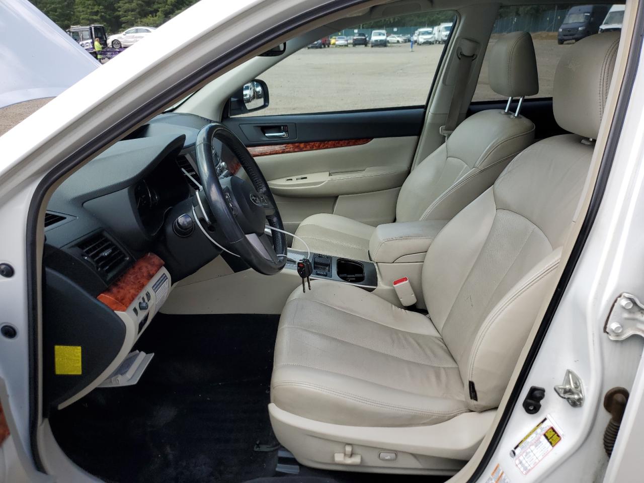 4S4BRBKC6B3382095 2011 Subaru Outback 2.5I Limited