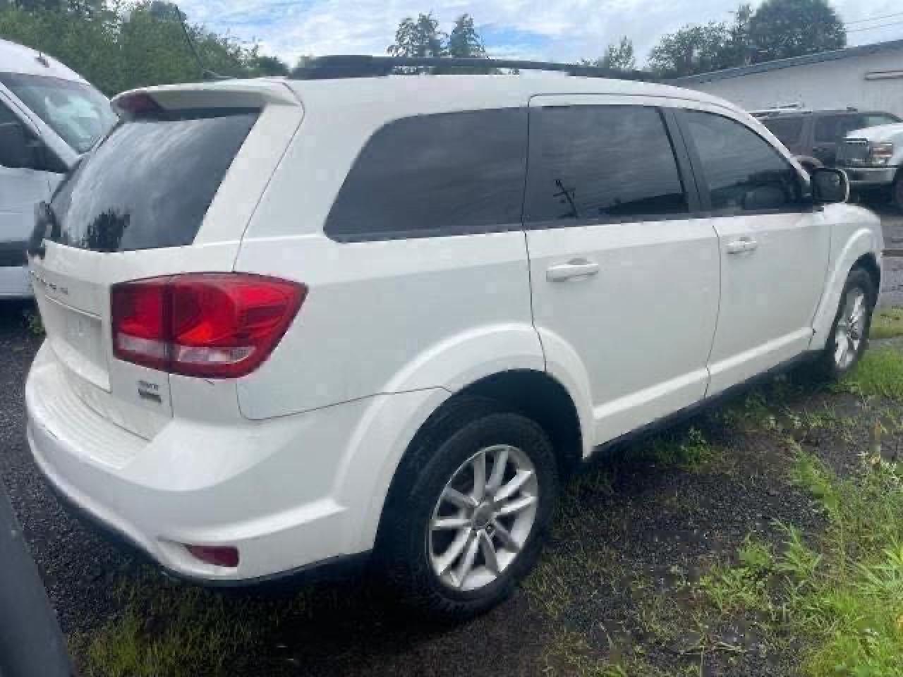 3C4PDCBG4FT673996 2015 Dodge Journey Sxt