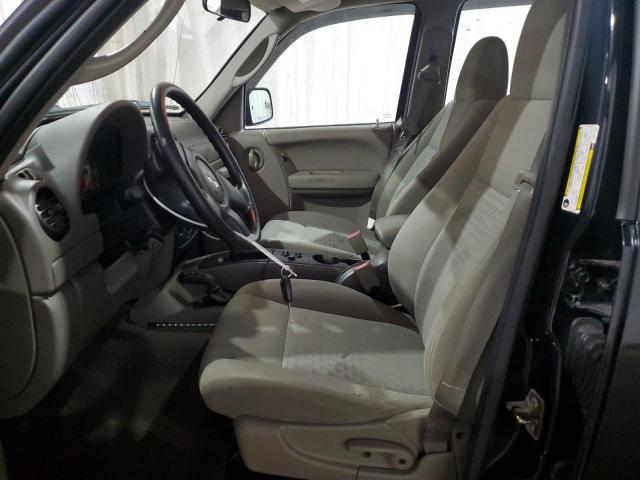 1J8GL48K95W575987 2005 Jeep Liberty Sport