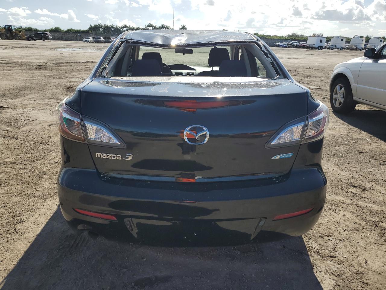 JM1BL1V81C1677772 2012 Mazda 3 I
