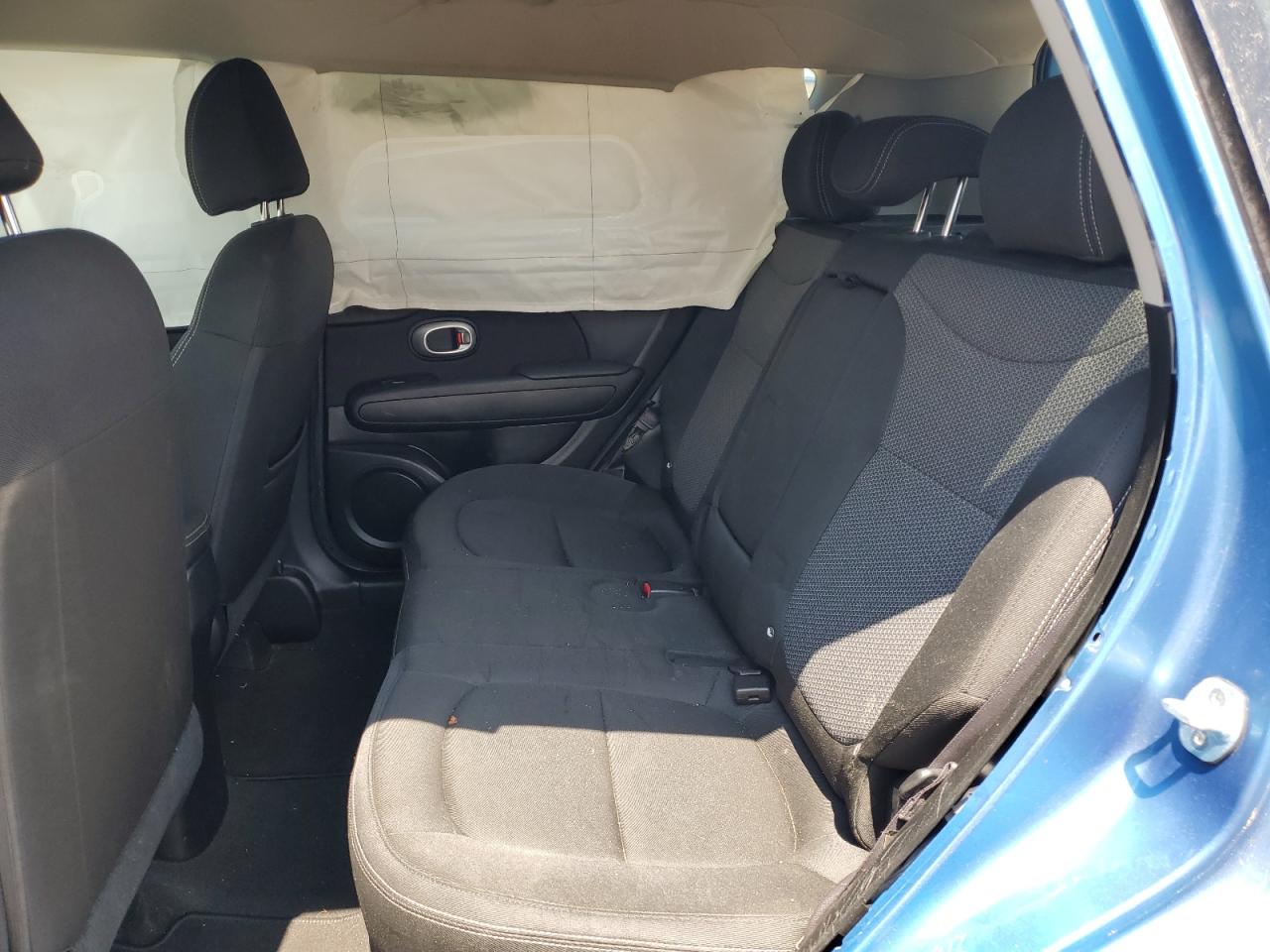 KNDJP3A50H7458961 2017 Kia Soul +