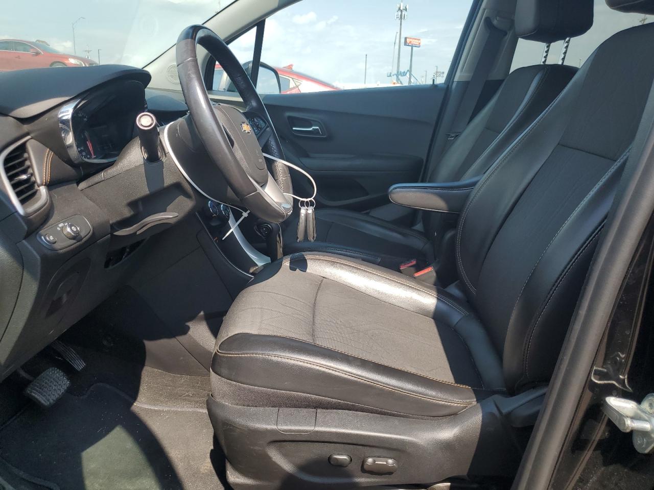 3GNCJLSB8LL133064 2020 Chevrolet Trax 1Lt