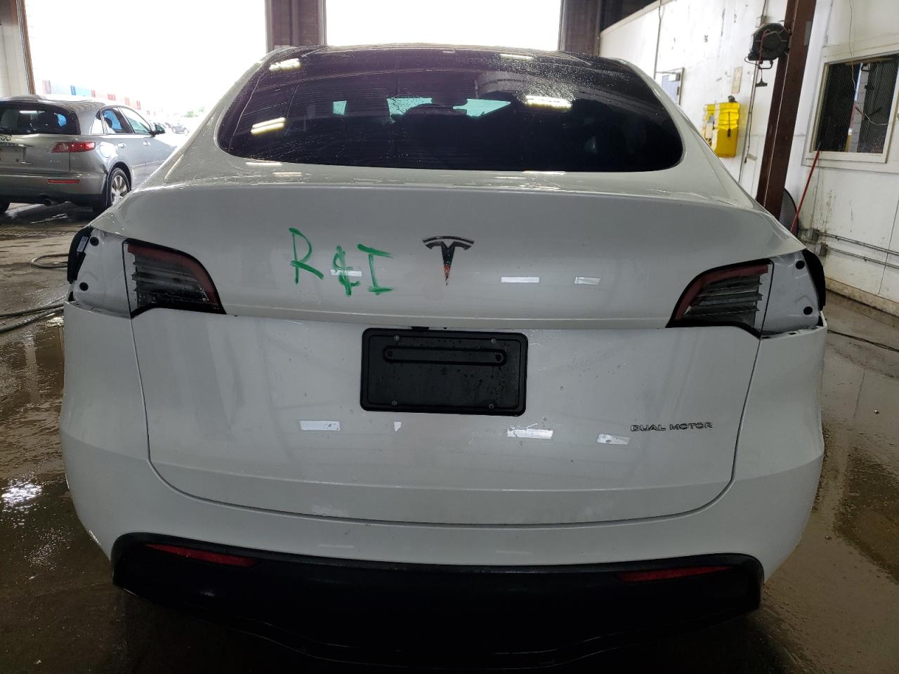 7SAYGDEE2PA190485 2023 Tesla Model Y