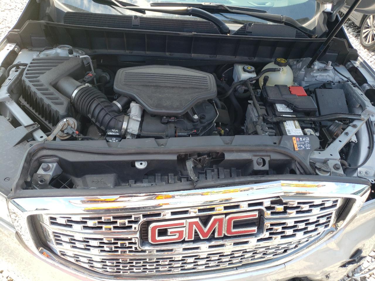 3GKALVEV6JL269335 2018 GMC Terrain Slt