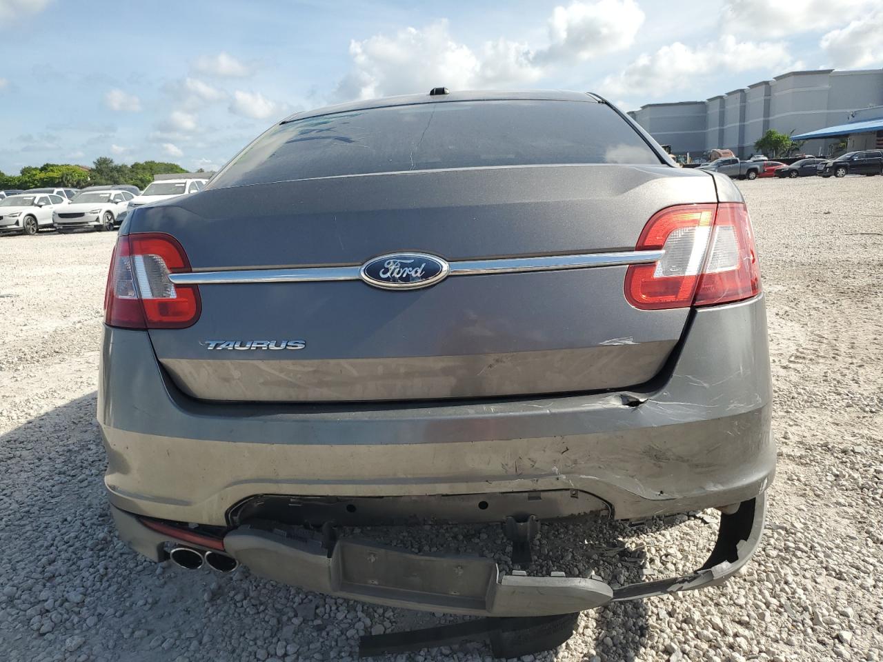 1FAHP2DW9CG105159 2012 Ford Taurus Se