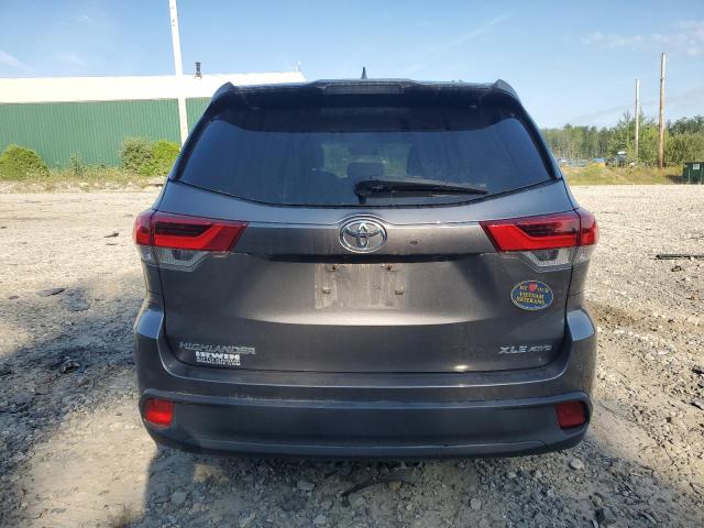 VIN 5TDJZRFH3JS524091 2018 Toyota Highlander, SE no.6