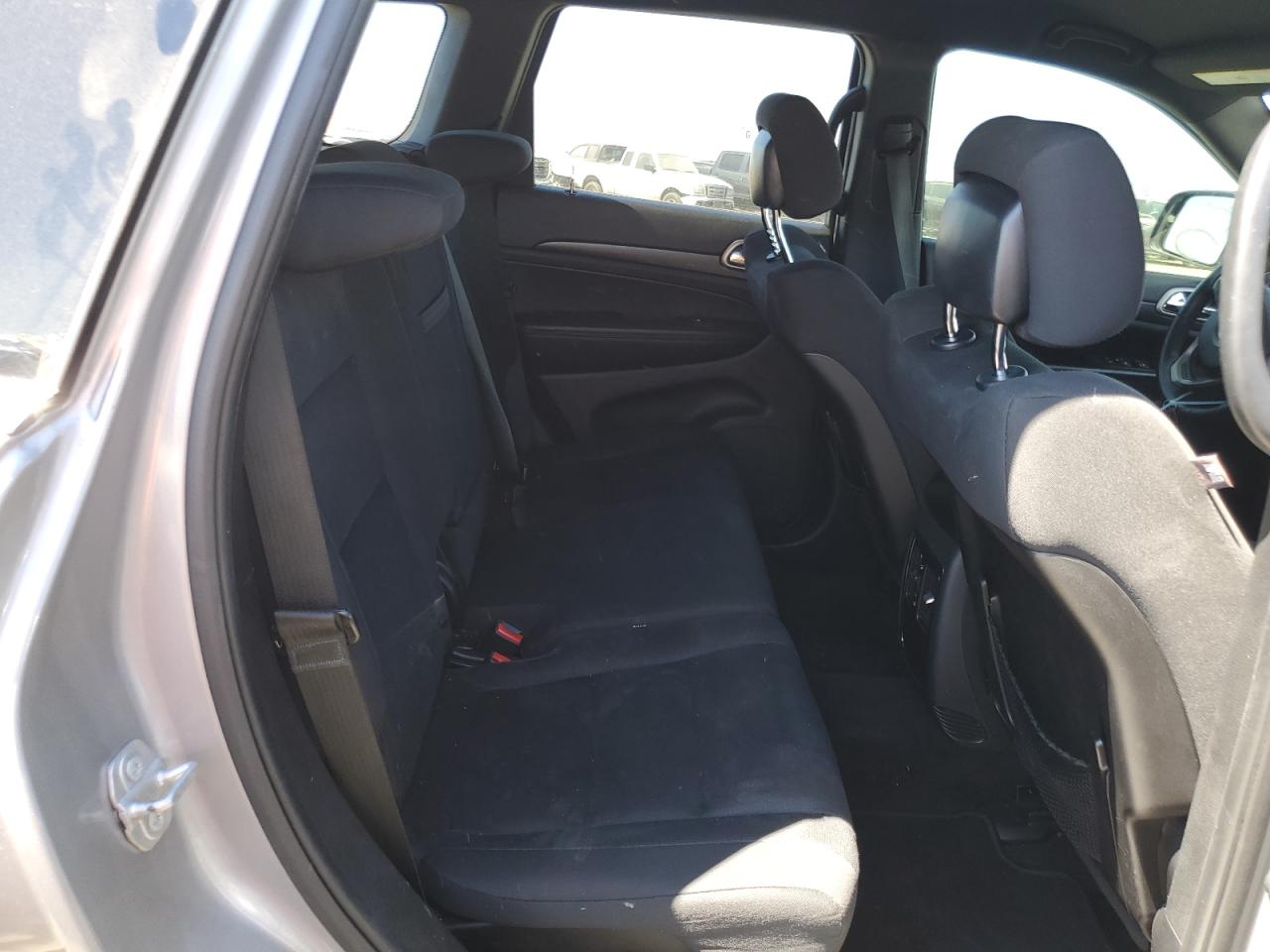 1C4RJFAG0GC332192 2016 Jeep Grand Cherokee Laredo