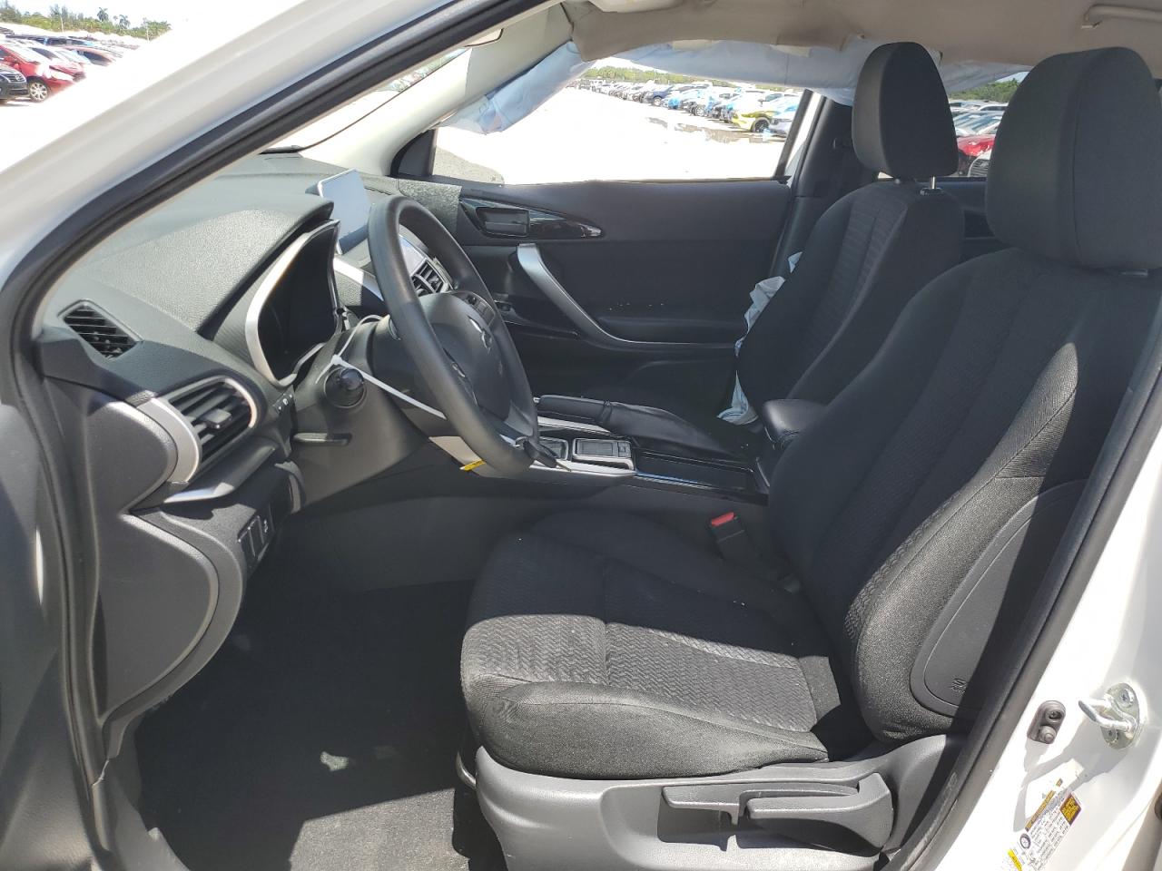 JA4AT4AA1KZ030210 2019 Mitsubishi Eclipse Cross Le