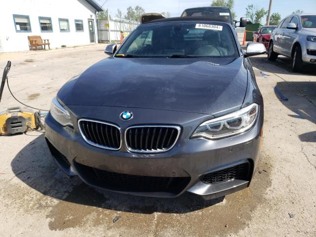 VIN WBA1M5C51GV769338 2016 BMW 2 Series, M235XI no.5