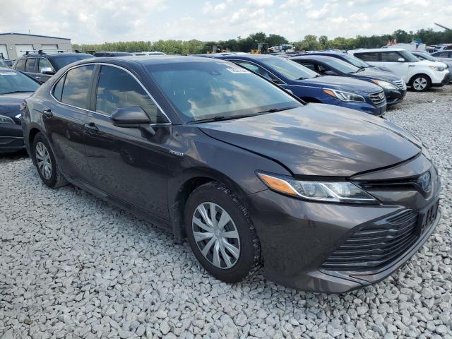 VIN 4T1B31HK8JU506838 2018 Toyota Camry, LE no.4