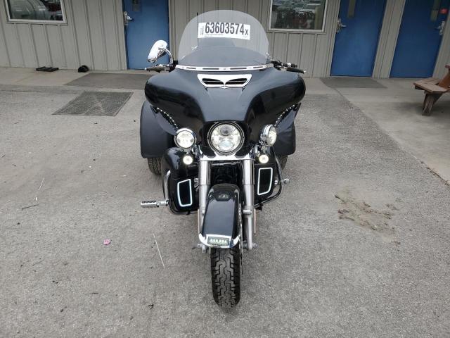 2018 HARLEY-DAVIDSON FLHTCUTG T 1HD1MAD19JB858508