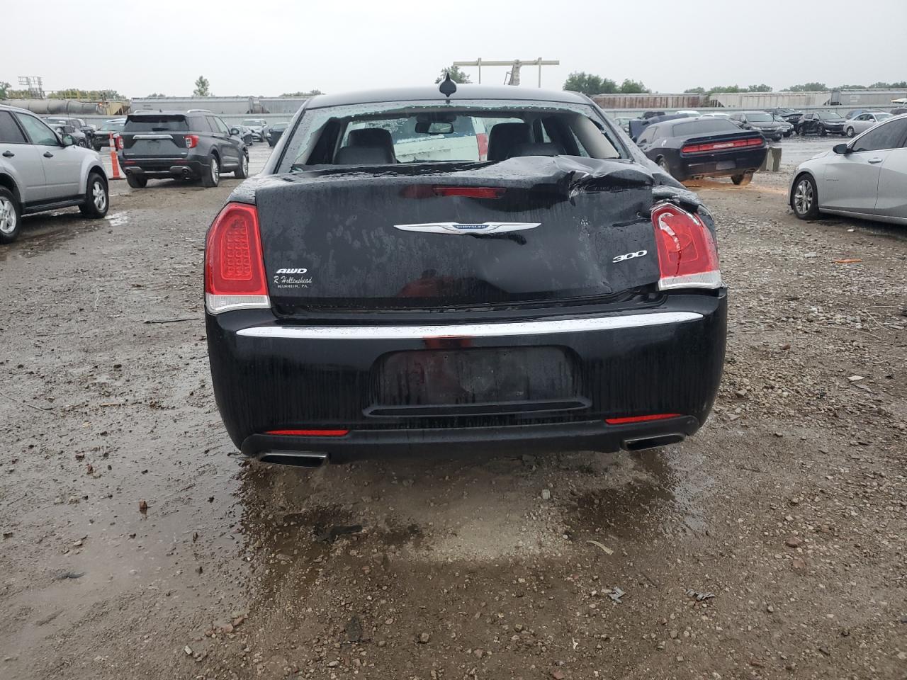 2C3CCARGXJH229023 2018 Chrysler 300 Touring