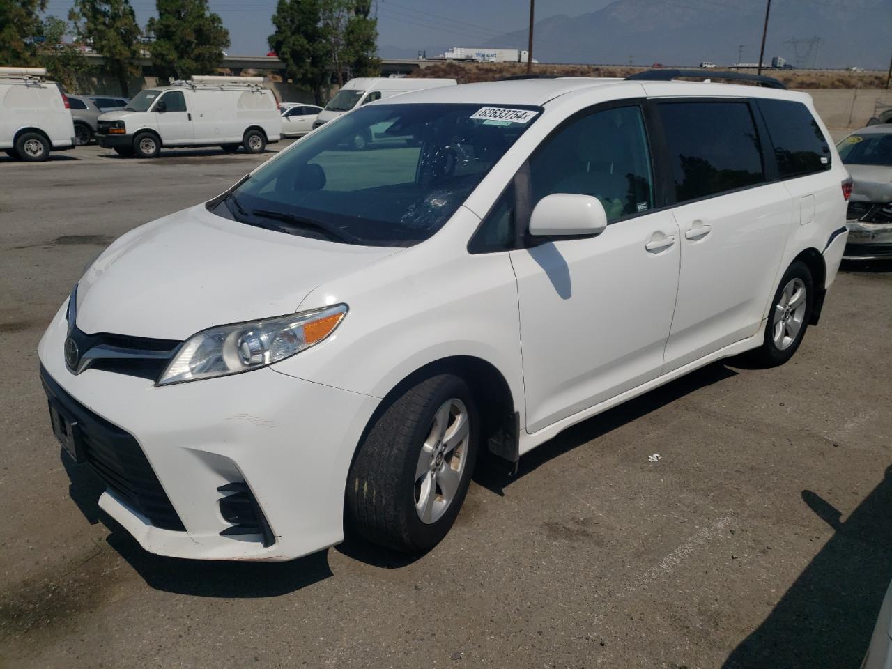 Lot #2686895860 2020 TOYOTA SIENNA LE