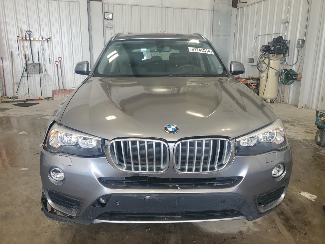 5UXWX9C37H0T17896 2017 BMW X3 xDrive28I