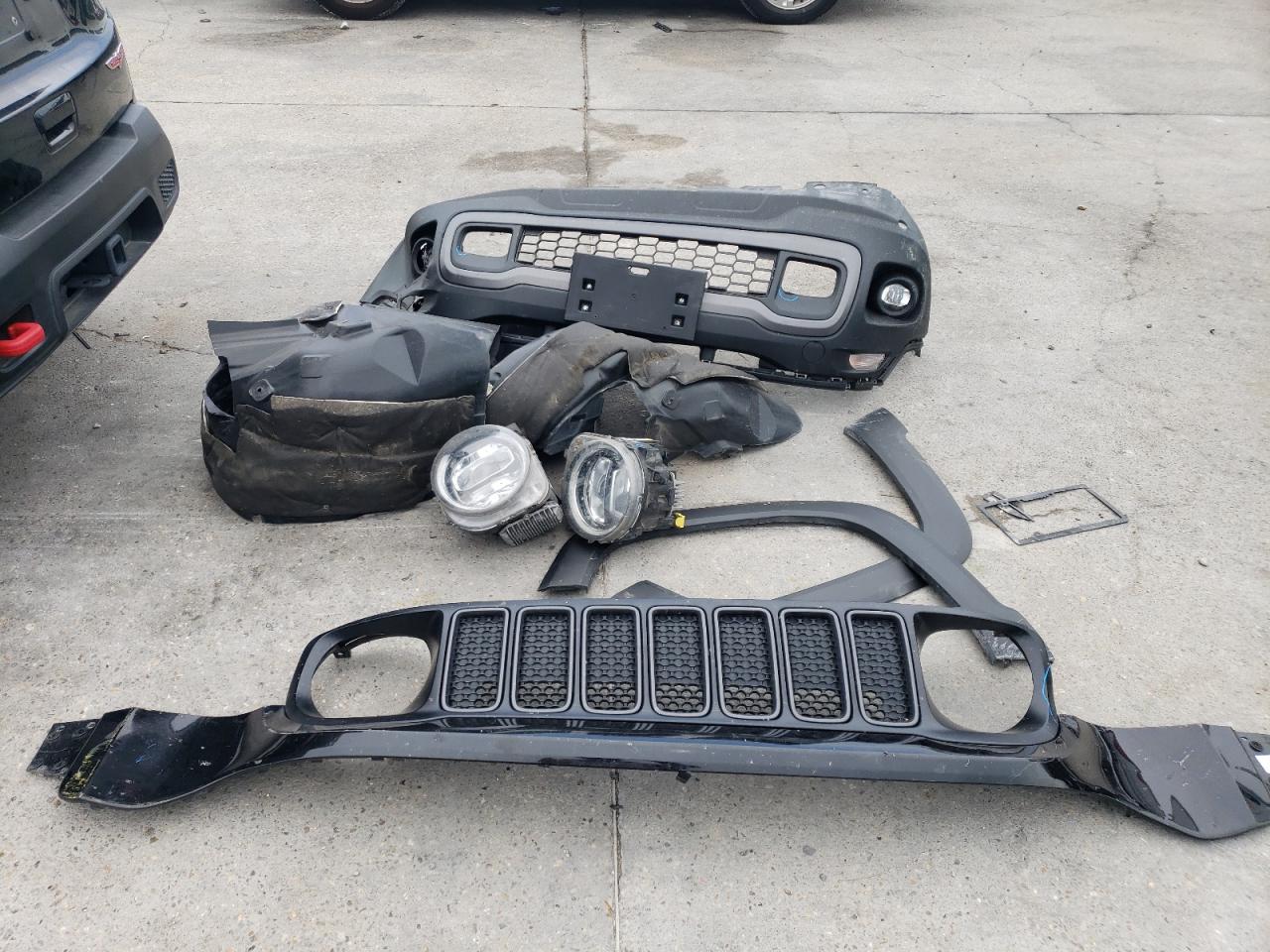 ZACNJDC11PPP35019 2023 Jeep Renegade Trailhawk