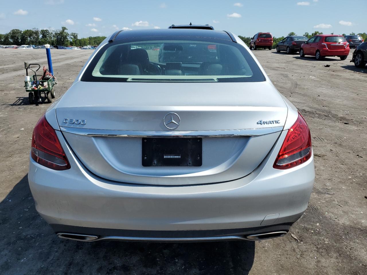 55SWF4KB5JU260667 2018 Mercedes-Benz C 300 4Matic