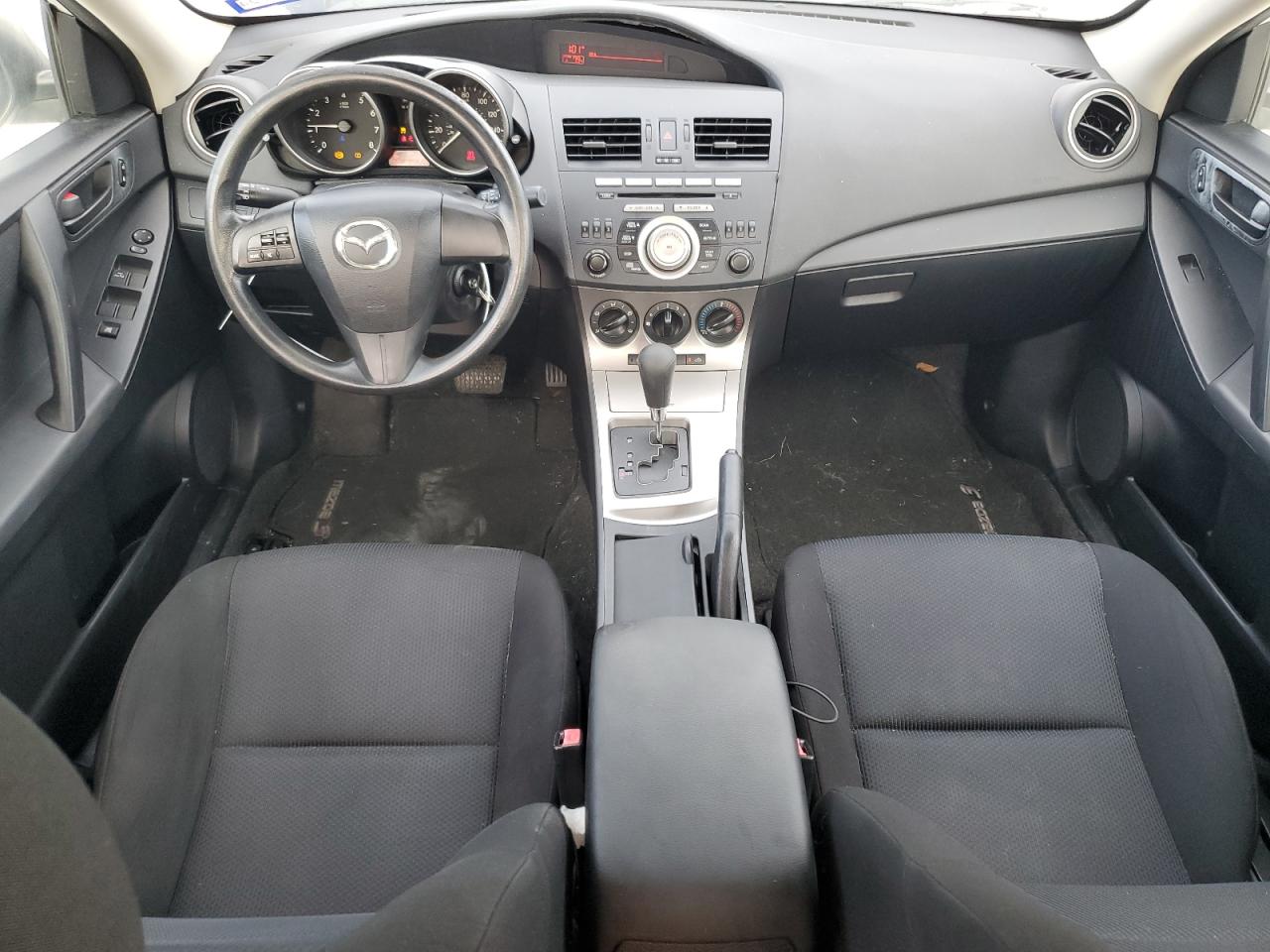 JM1BL1UFXB1472580 2011 Mazda 3 I