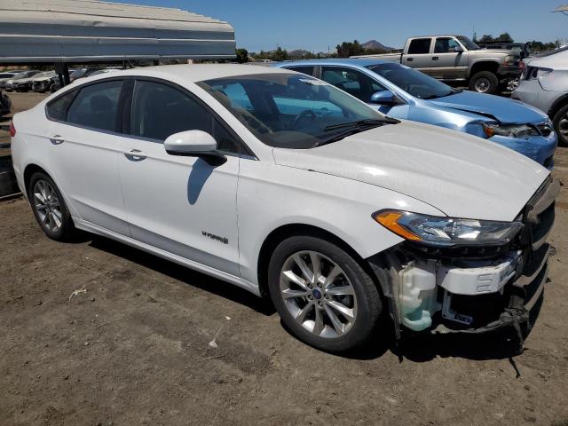 VIN 3FA6P0LU1HR323396 2017 Ford Fusion, Se Hybrid no.4