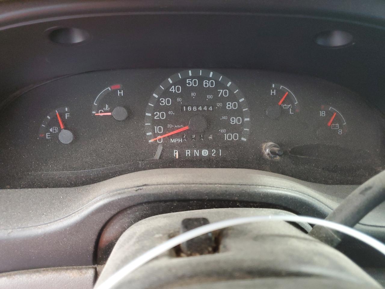 1FTNE24L0YHA03811 2000 Ford Econoline E250 Van