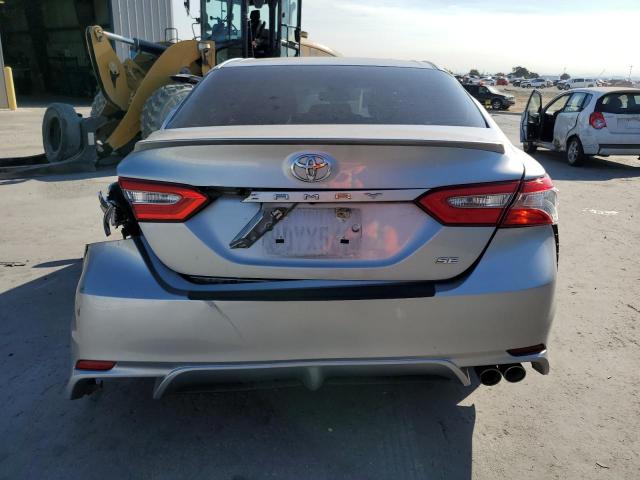 VIN 4T1B11HK5JU598979 2018 Toyota Camry, L no.6