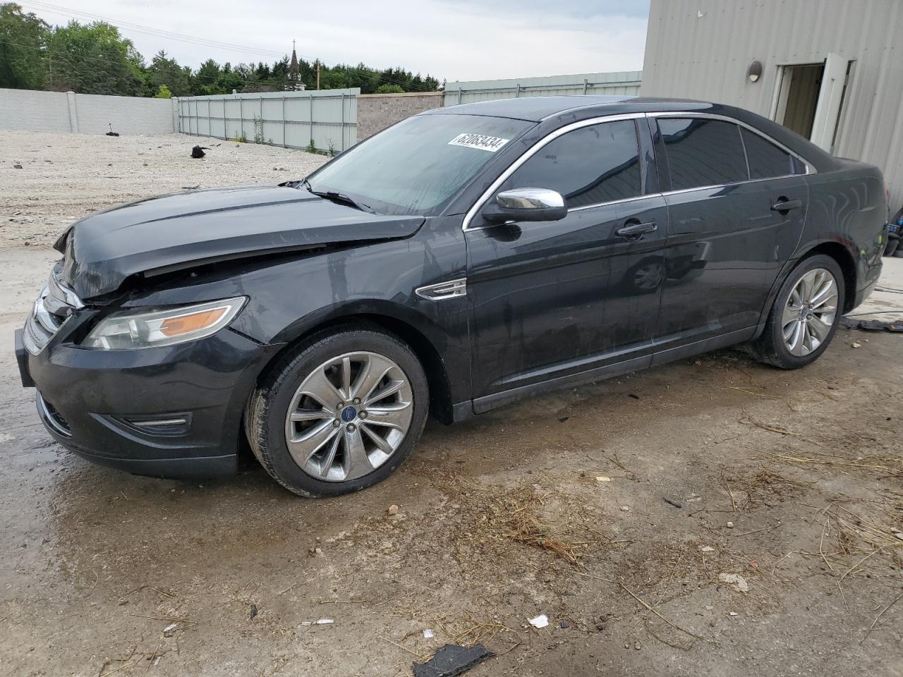 1FAHP2FW9BG163140 2011 Ford Taurus Limited