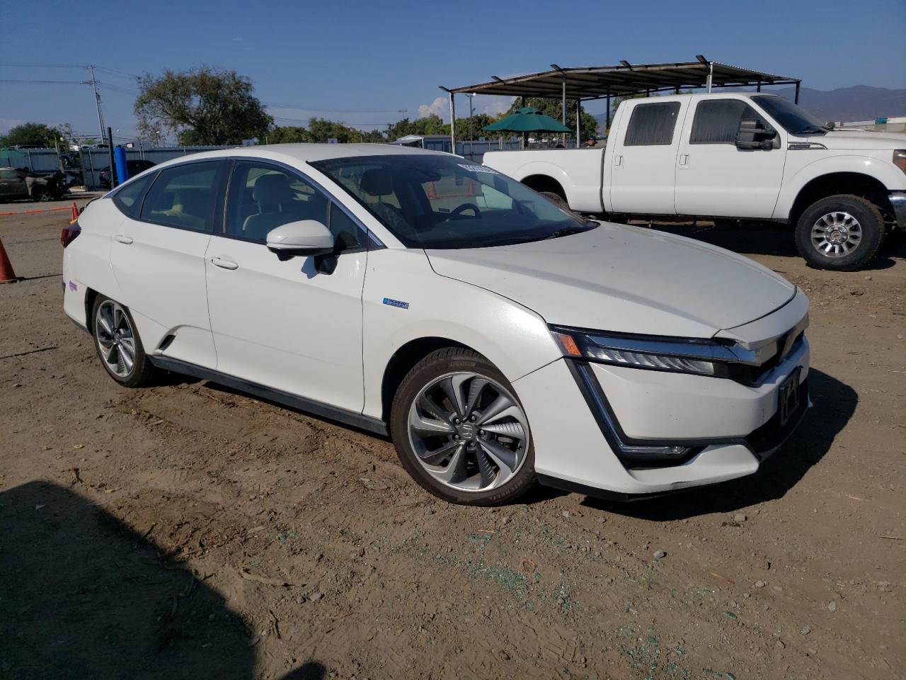 JHMZC5F17JC024077 2018 Honda Clarity