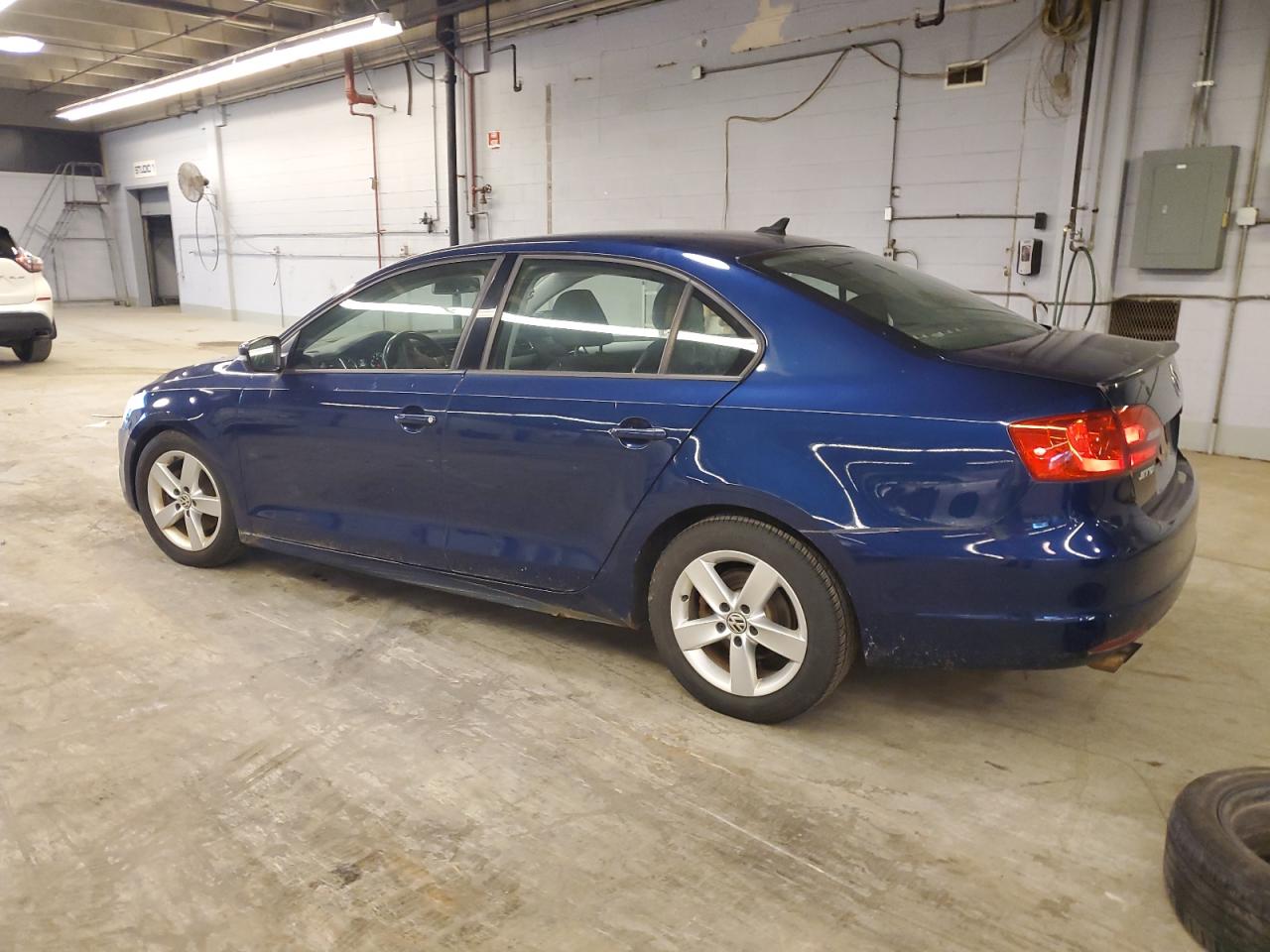 2012 Volkswagen Jetta Tdi vin: 3VWLL7AJ7CM038571