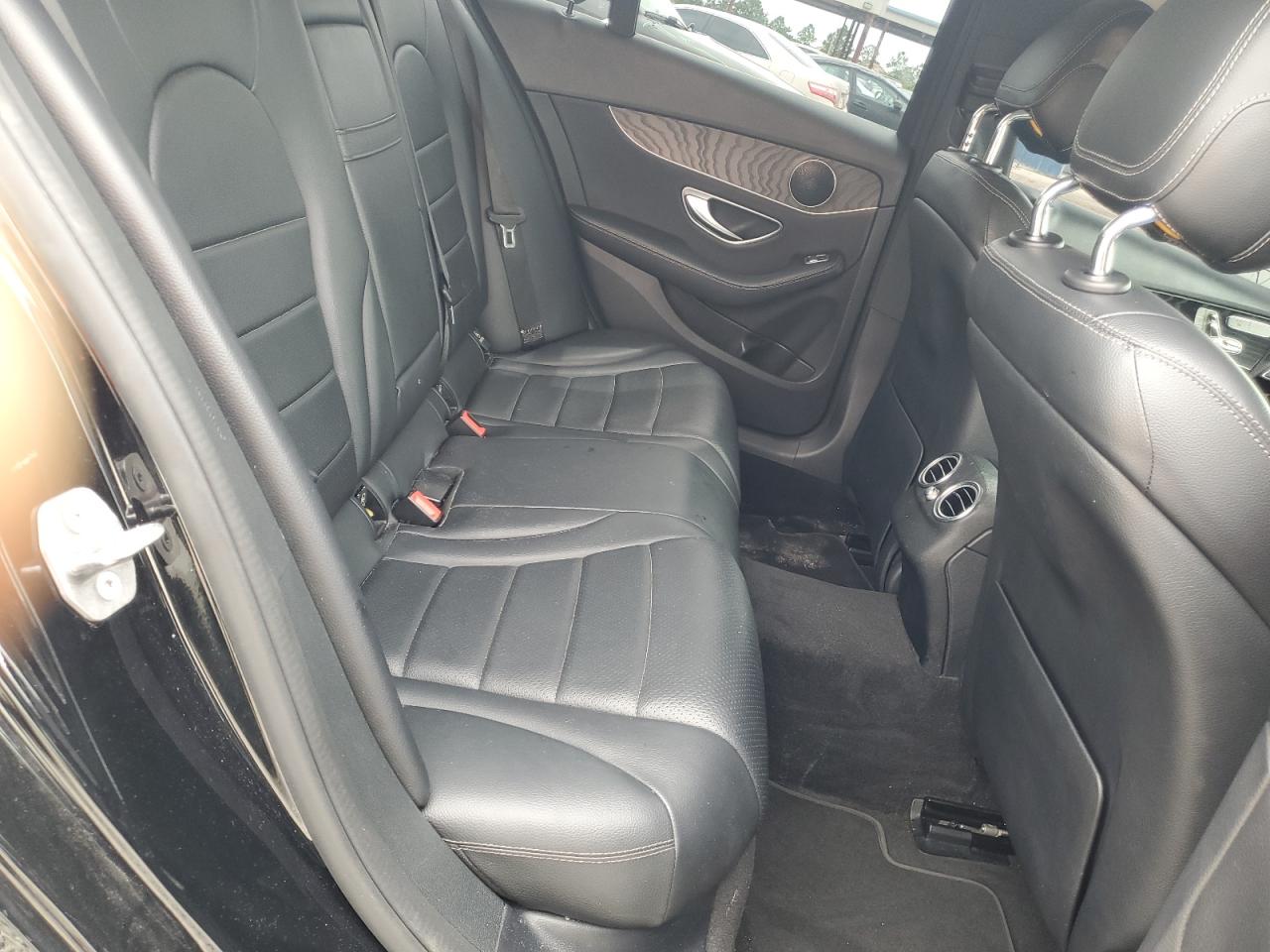 55SWF4JB0HU180706 2017 Mercedes-Benz C 300