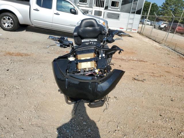 2018 HARLEY-DAVIDSON FLTRU 1HD1KGD13JB686307