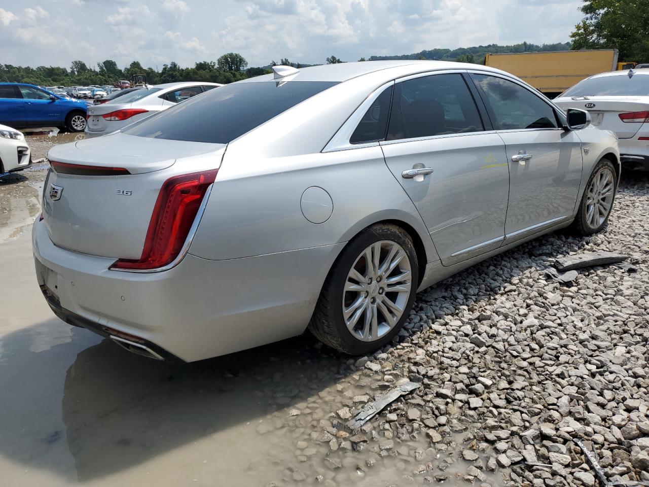 Lot #2926357459 2018 CADILLAC XTS LUXURY