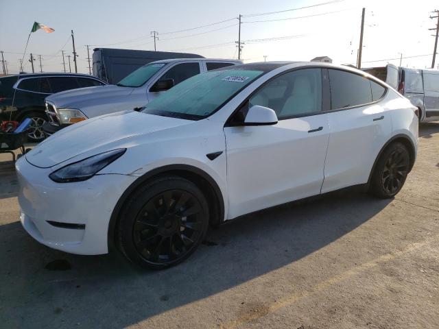 2022 Tesla Model Y VIN: 7SAYGDEE2NF358111 Lot: 62708134