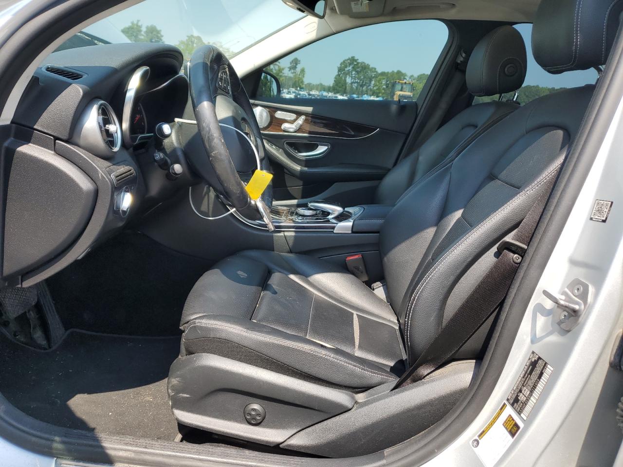 55SWF4KB8HU211909 2017 Mercedes-Benz C 300 4Matic