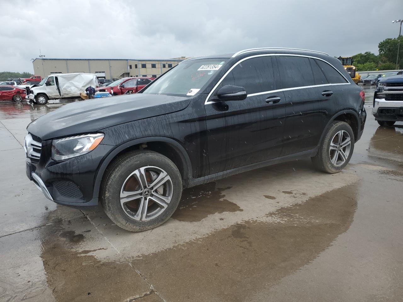 WDC0G4KB8JV063735 2018 Mercedes-Benz Glc 300 4Matic