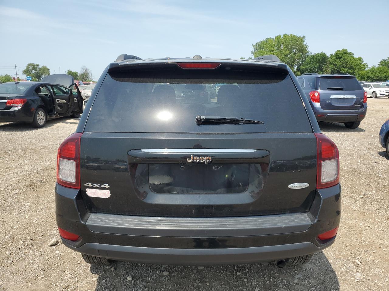 1C4NJDEB0GD573536 2016 Jeep Compass Latitude