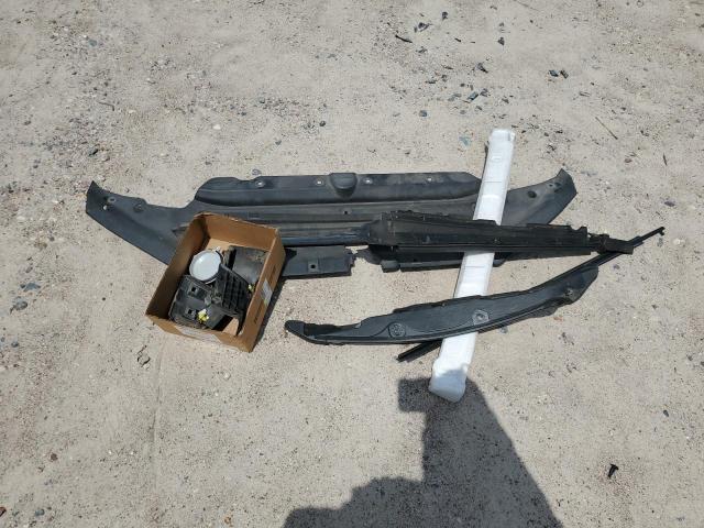 2019 TOYOTA 4RUNNER SR - JTEBU5JR2K5646469