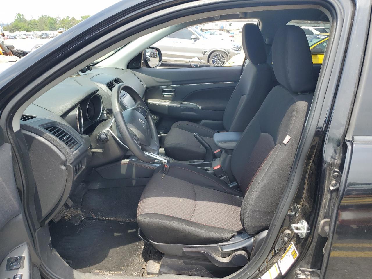 JA4AR3AU8KU026171 2019 Mitsubishi Outlander Sport Es