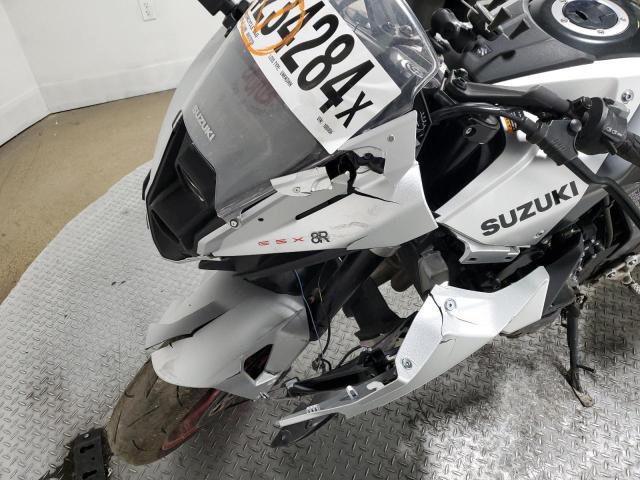 2024 SUZUKI GSX800 F - JS1EM13B8R7100066