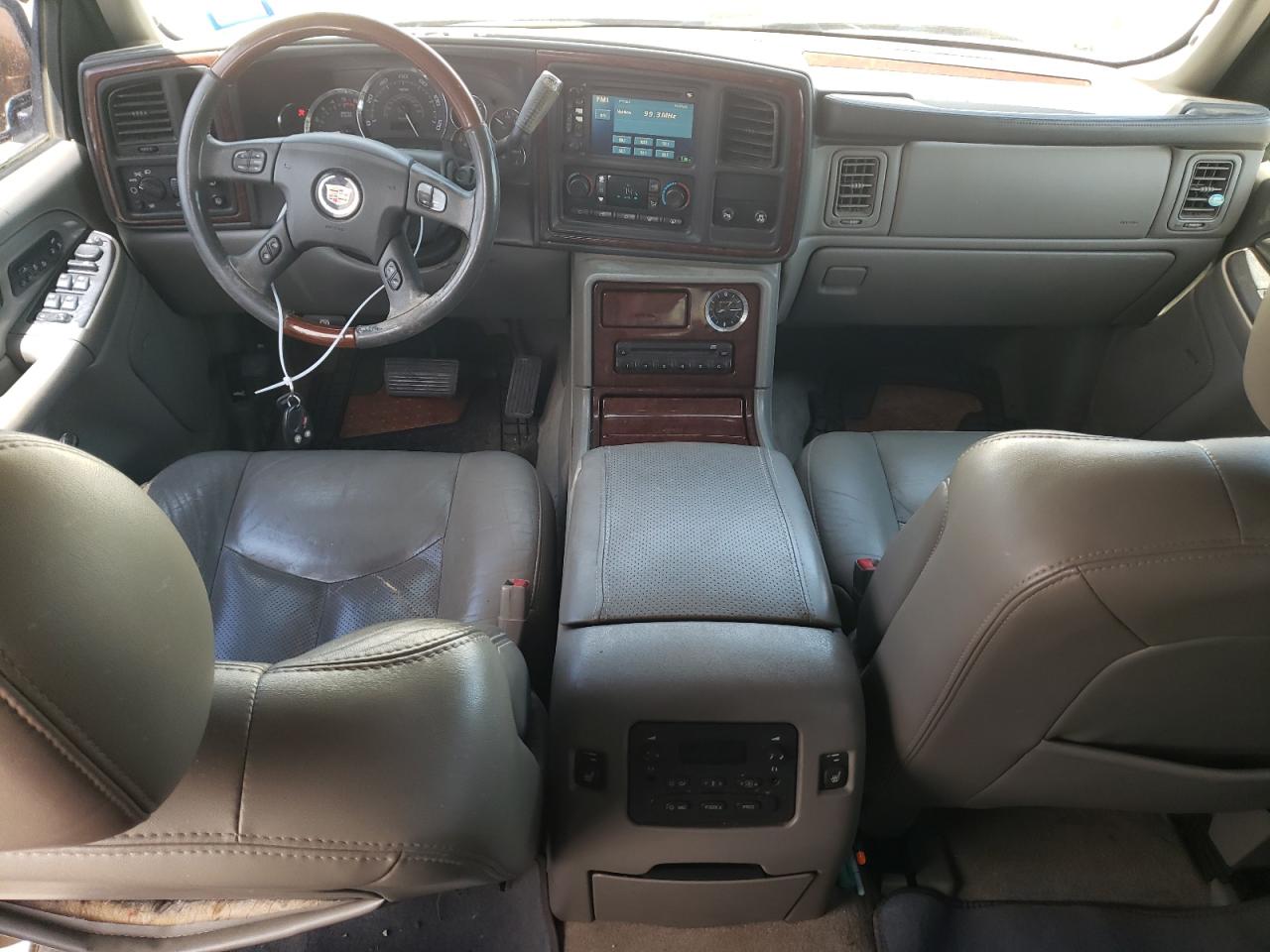 1GYEC63N45R270482 2005 Cadillac Escalade Luxury