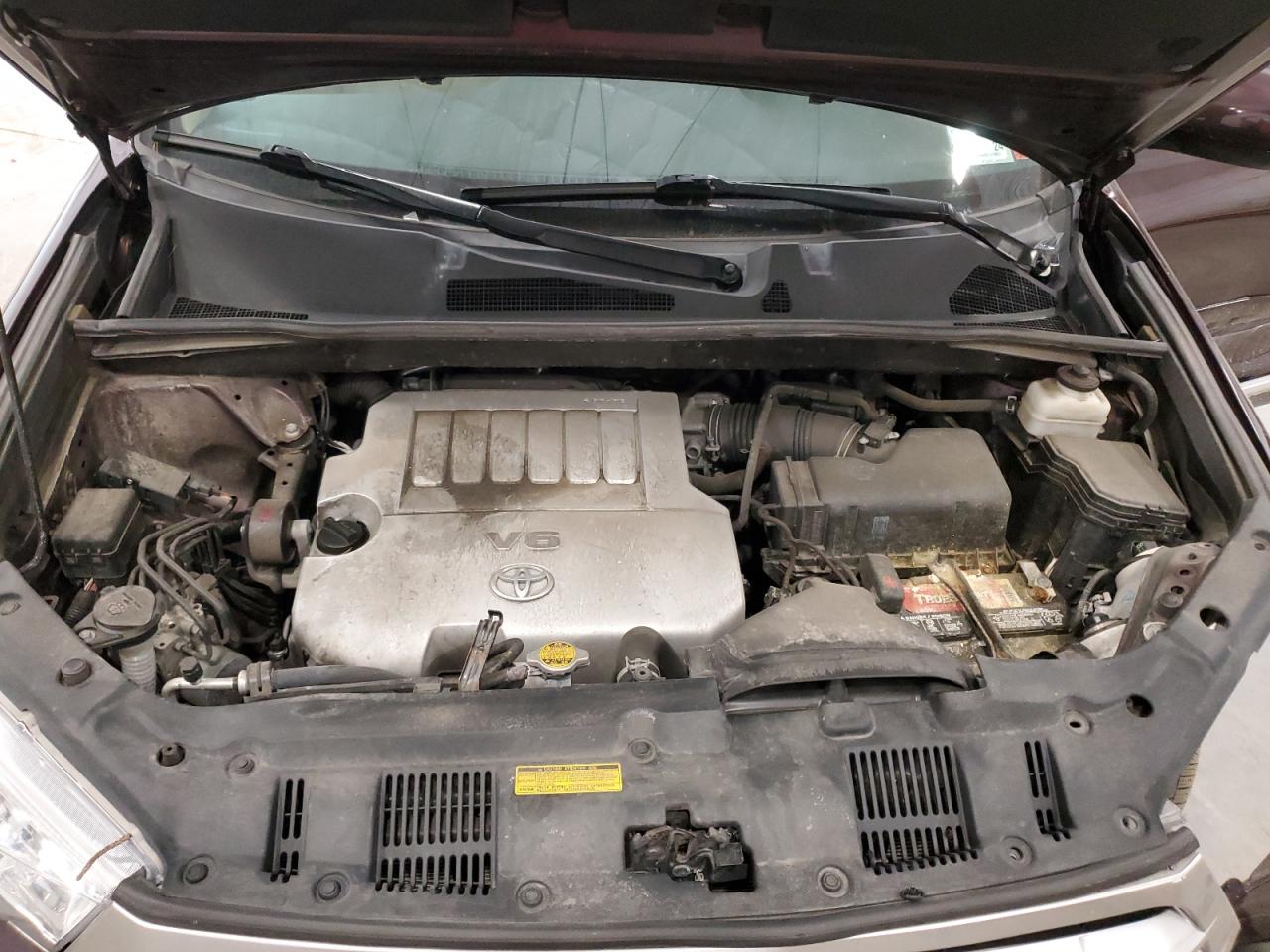 5TDZK3EH5BS036378 2011 Toyota Highlander Base