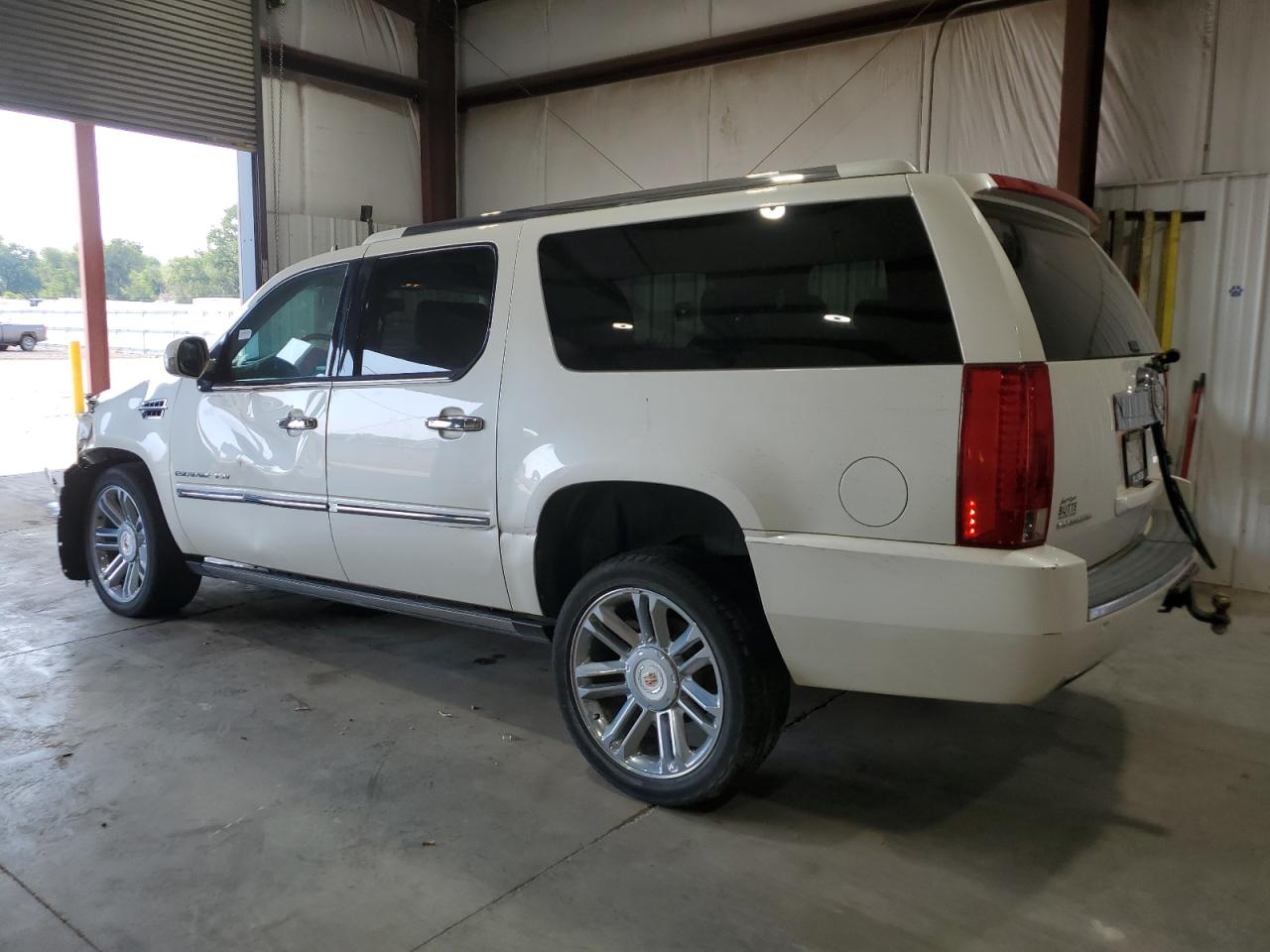 CADILLAC ESCALADE ESV PLATINUM