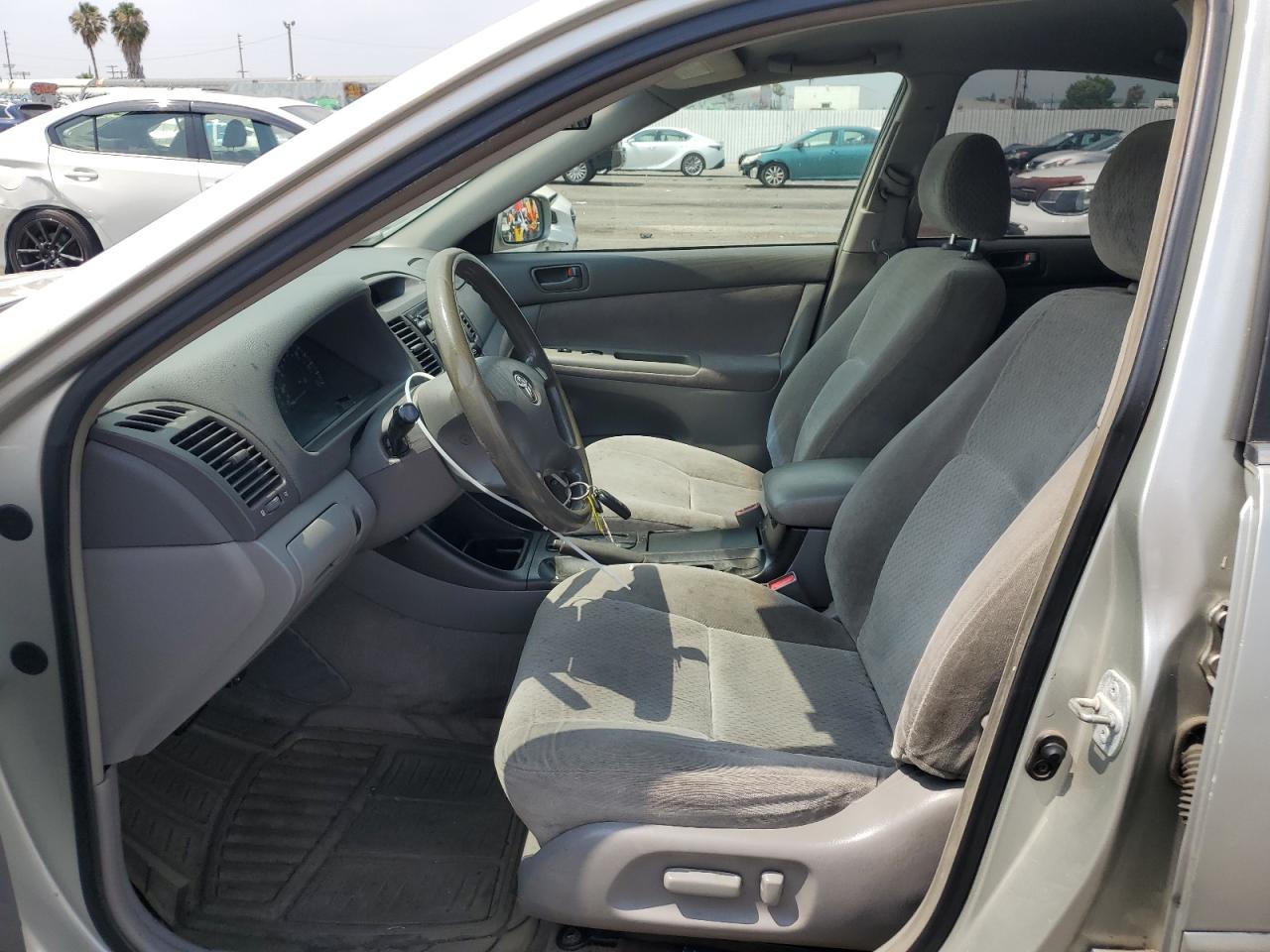 JTDBE32K730158544 2003 Toyota Camry Le