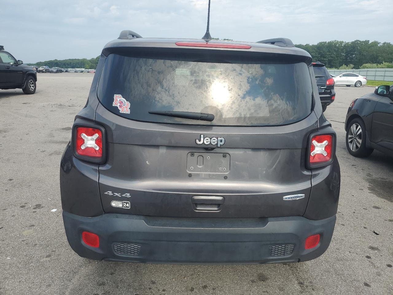 ZACNJDBB6MPM39709 2021 Jeep Renegade Latitude