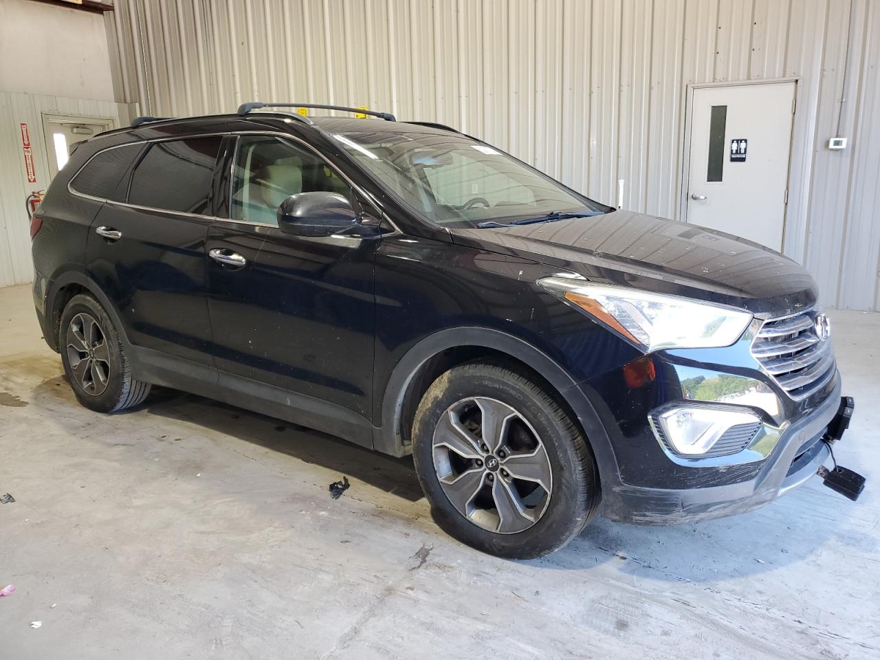 2013 Hyundai Santa Fe Gls vin: KM8SMDHF7DU032662