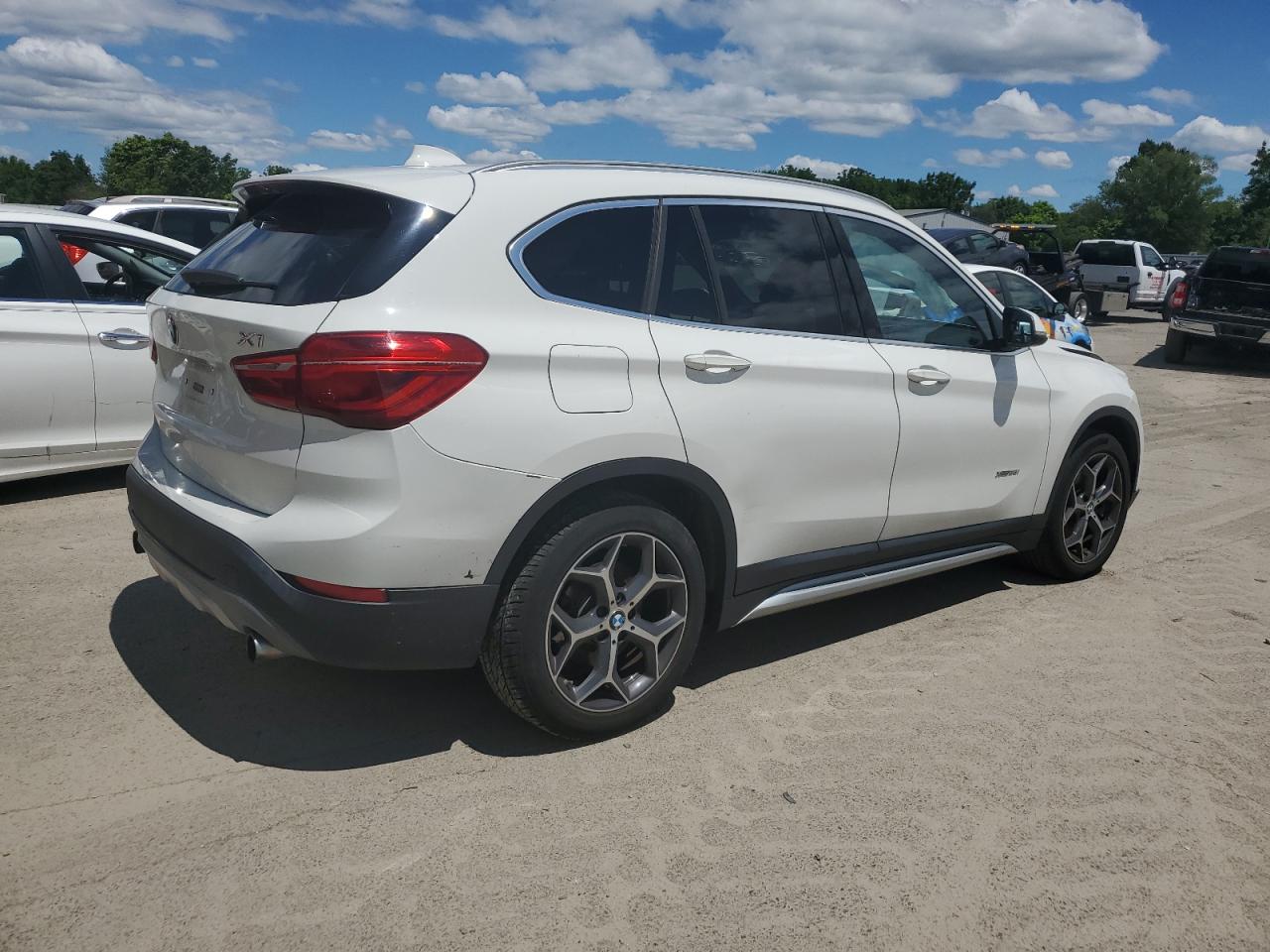 WBXHT3C36GP885472 2016 BMW X1 xDrive28I