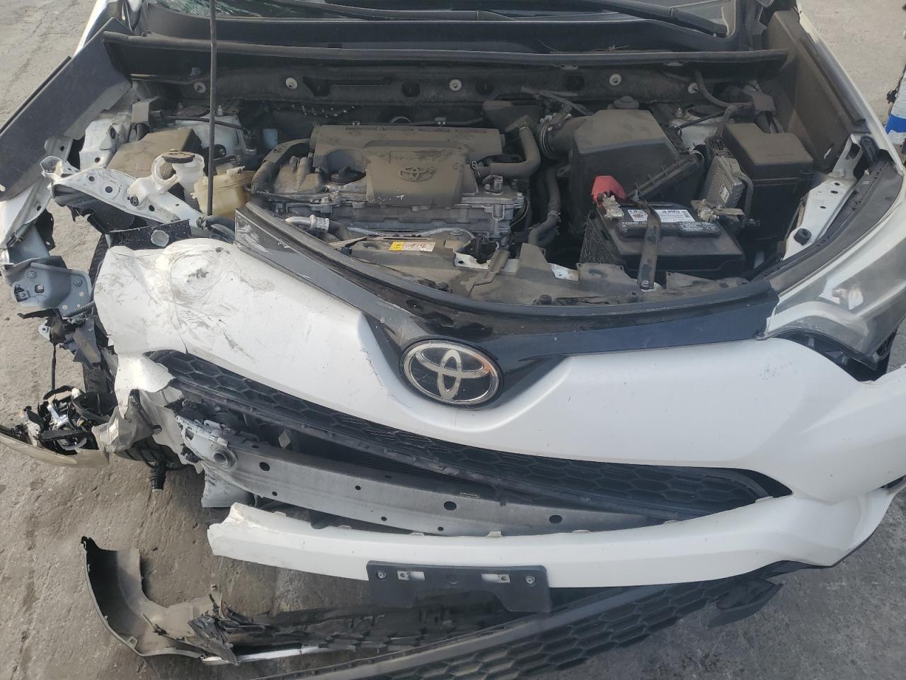 JTMNFREVXHJ711207 2017 Toyota Rav4 Se