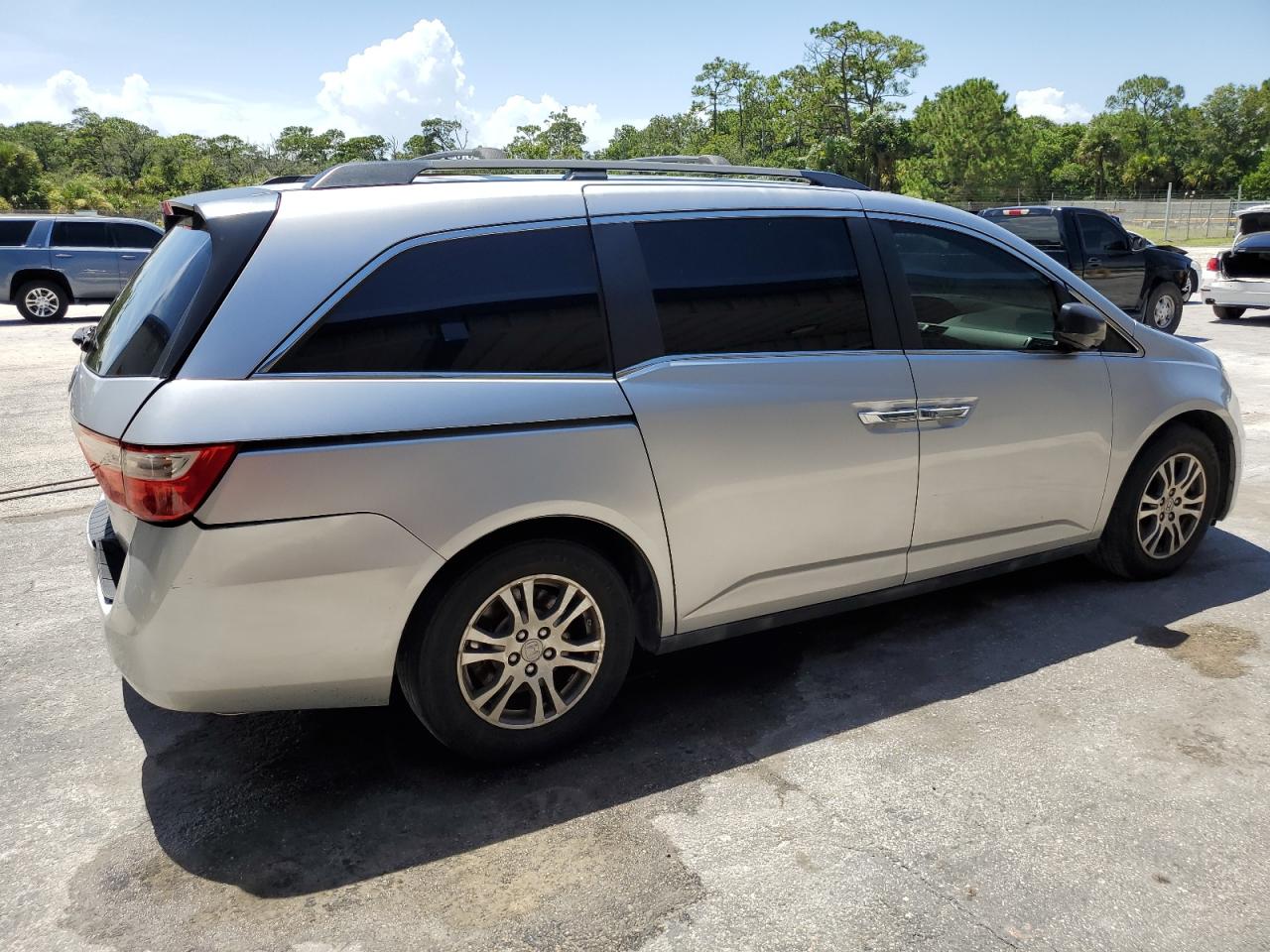 5FNRL5H65CB028712 2012 Honda Odyssey Exl