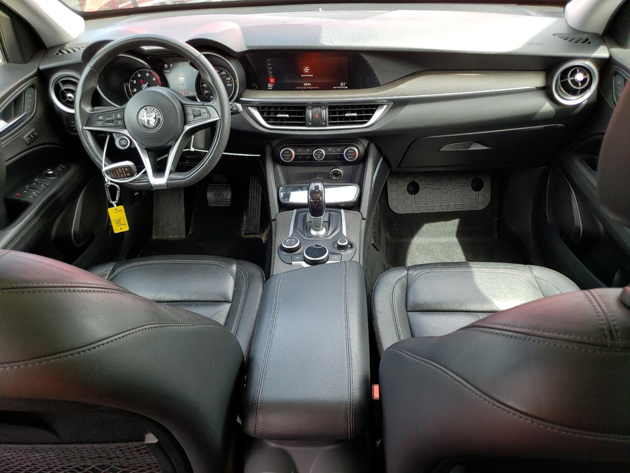 ZASFAKBN9J7B79571 2018 Alfa Romeo Stelvio Ti
