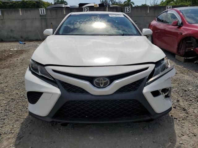 VIN JTNB11HK1J3016740 2018 Toyota Camry, L no.5