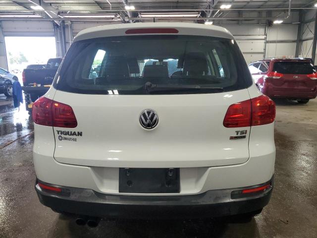 2016 Volkswagen Tiguan S VIN: WVGBV7AX4GW576935 Lot: 61646054