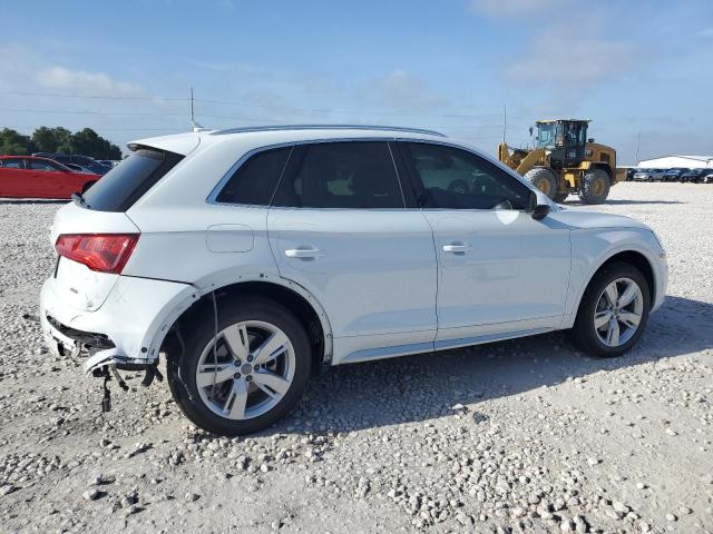 VIN WA1CNAFY1K2130999 2019 Audi Q5, Prestige no.3